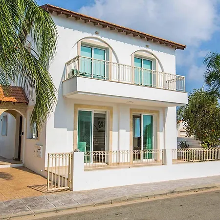 Villa Cayenne *